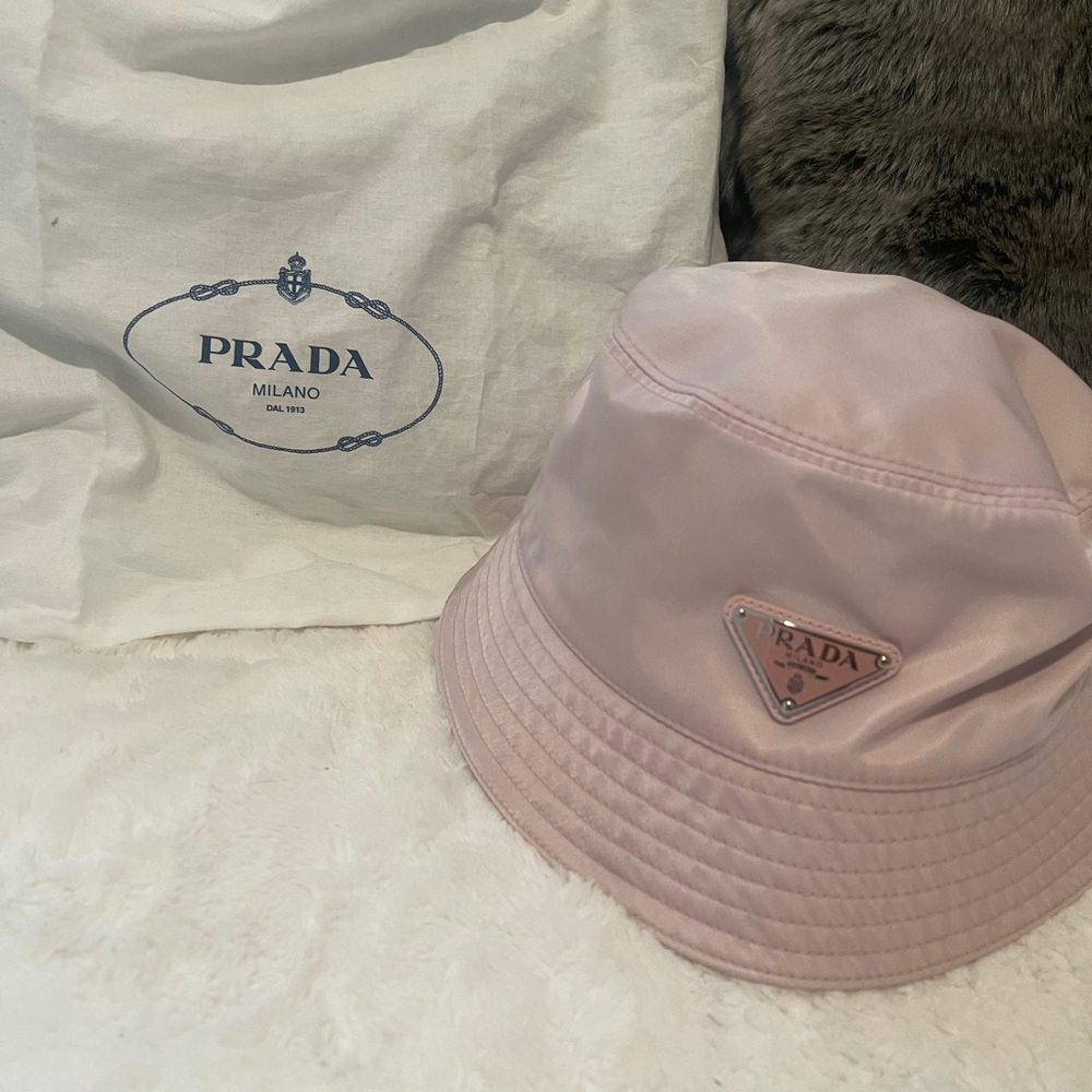 PRADA Re-Nylon bucket hat PINK